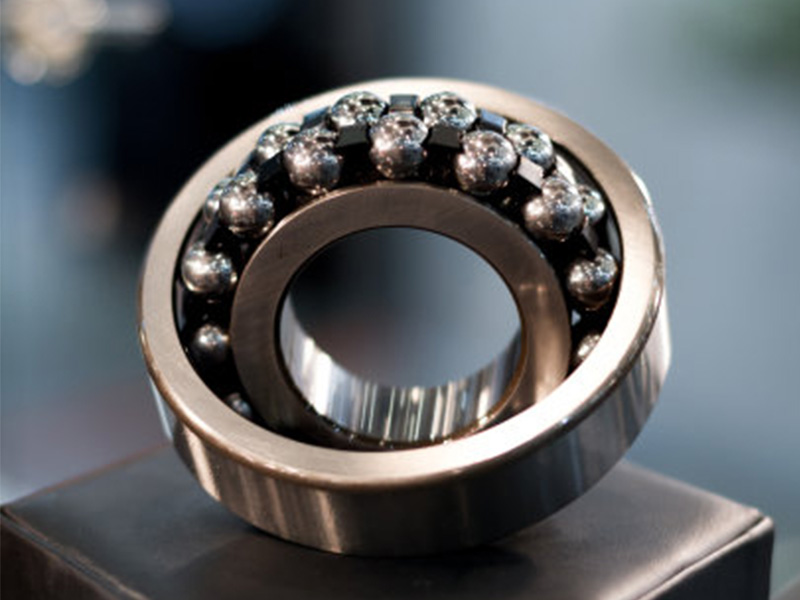 The Difference Between Needle Roller Bearings and Ball Bearings